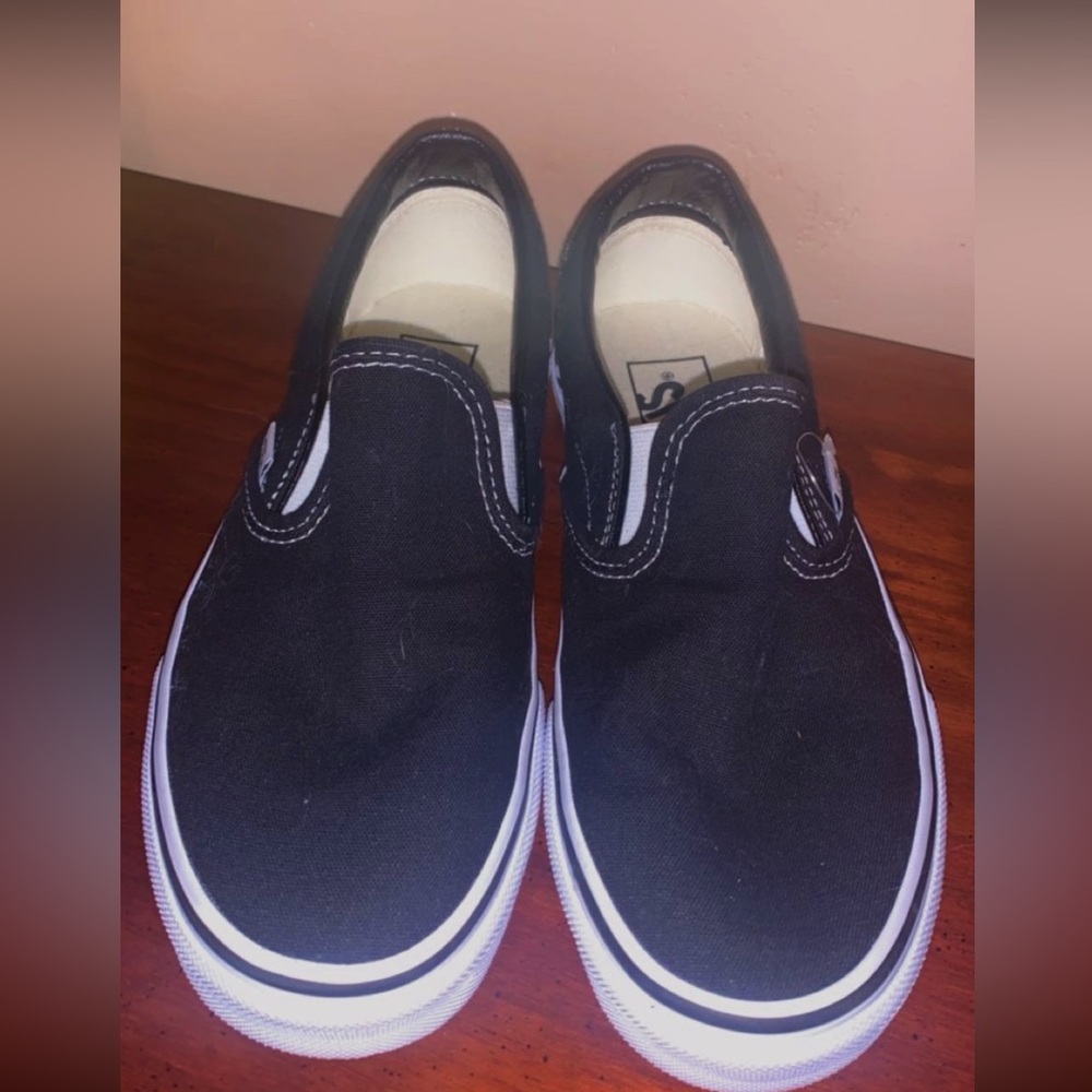 Women’s Black Slip-on Vans SIZE 6.5